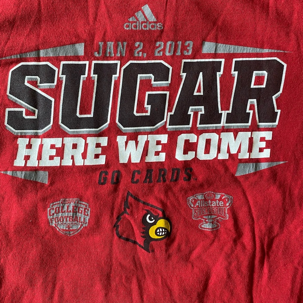 Louisville Cardinals Tshirt